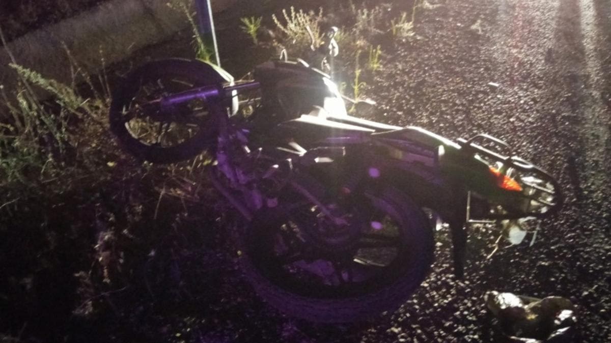Motosikletten savrulan yal adam hayatn kaybetti 