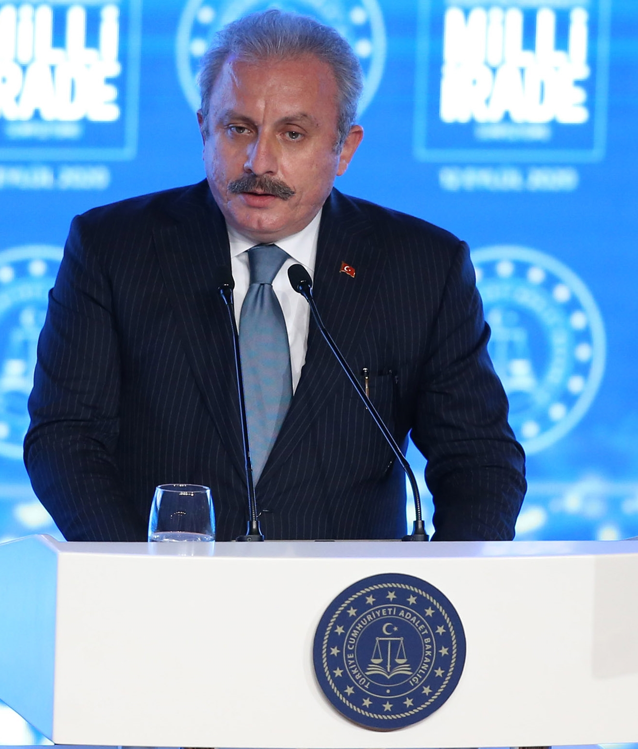 TBMM Ba�kan� �entop, Vesayetten Demokrasiye Milli �rade Sempozyumu'nda konu�tu