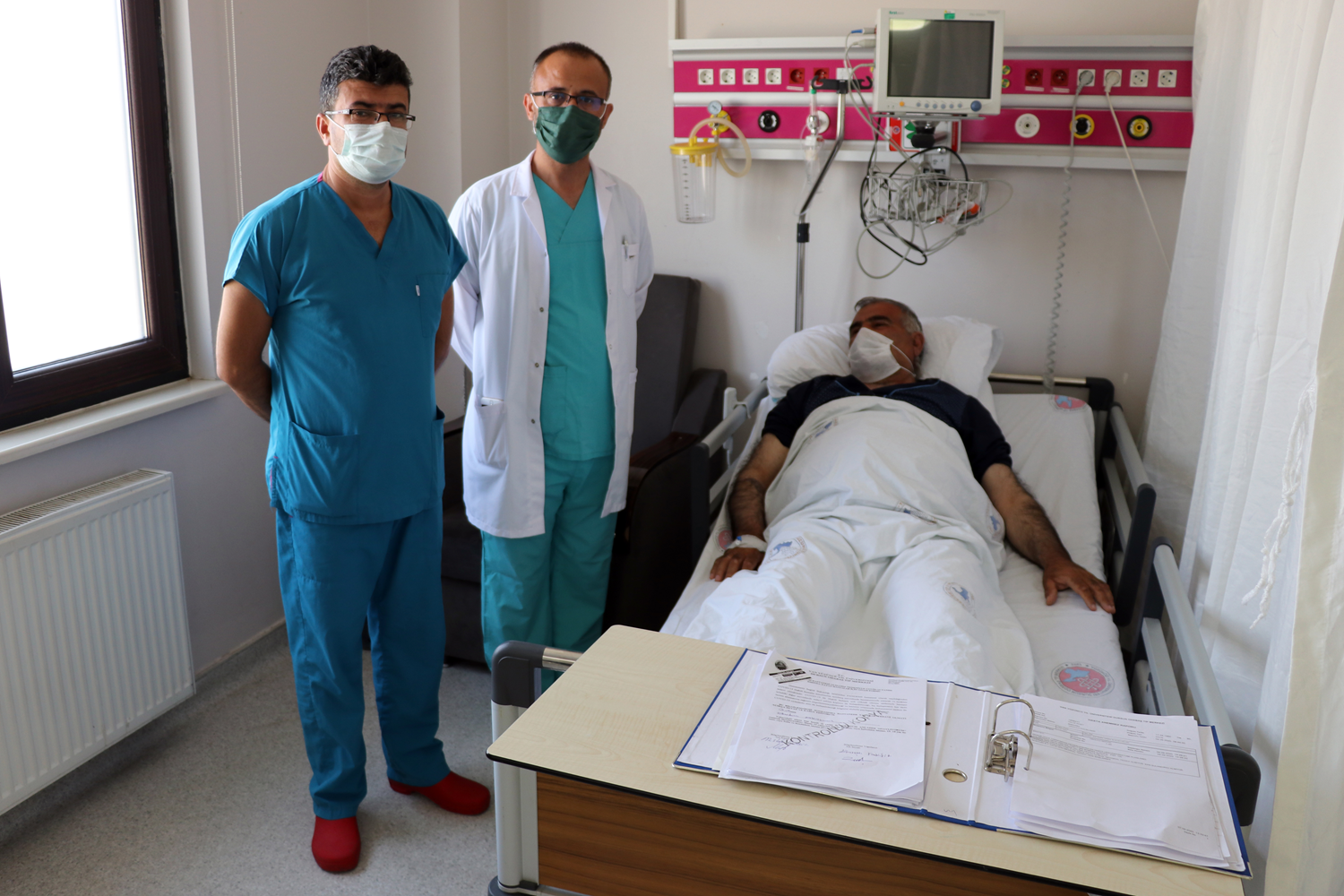 'Vir�s kapar�m' korkusuyla b�bre�ini kaybetme noktas�na geldi! Uzmanlar uyar�yor:  Kontrollerinizi aksatmas�n