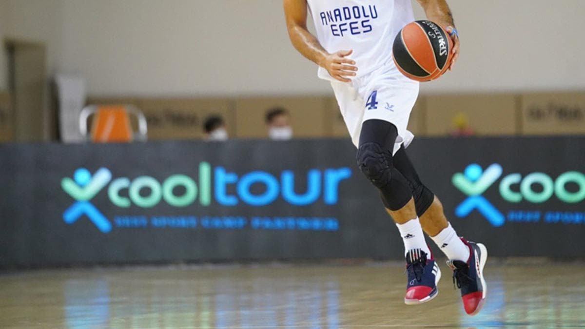 Anadolu Efesli basketbolcuda koronavirs kt
