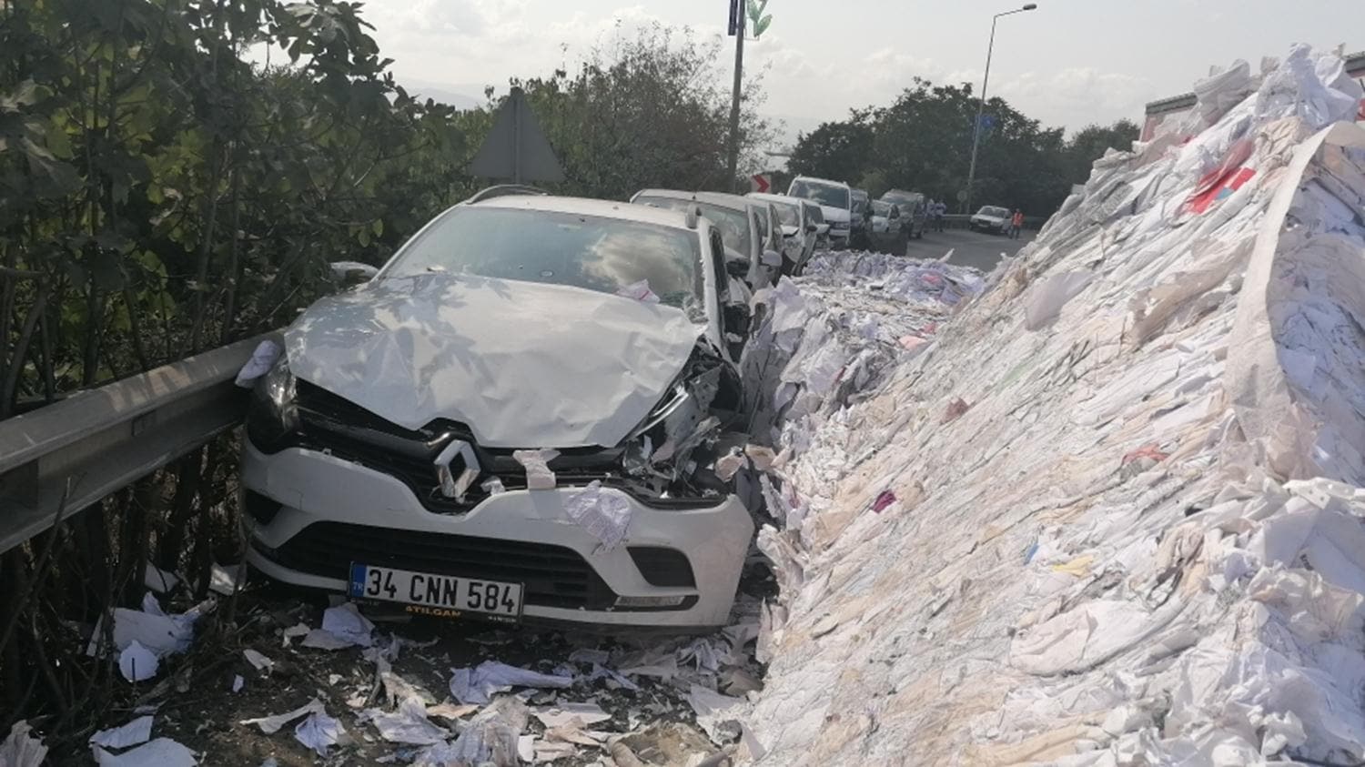 Freni bo�alan kamyon ortal��� sava� alan�na �evirdi