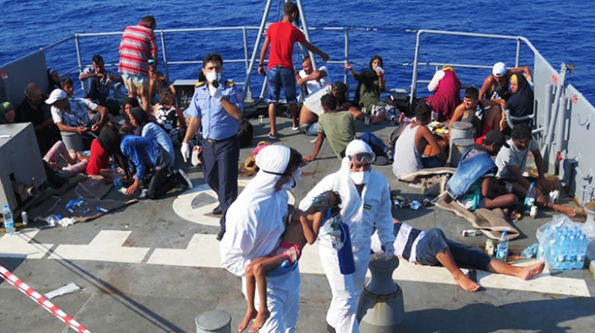 TCG Bozcaada, L�bnan a��klar�ndaki g��menleri kurtard�