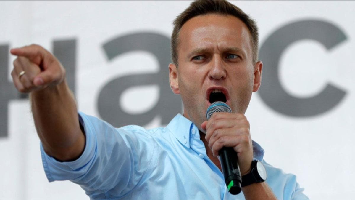 Kremlin, Rus muhalif Navalny'nn lkeye dnmekte ''zgr'' olduunu duyurdu