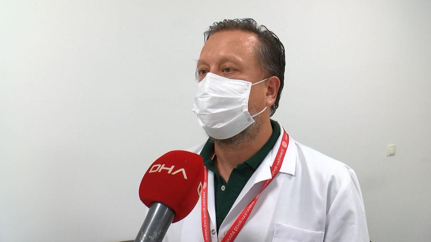 Prof. Dr. O�uzt�rk uyard�: R�zgar�n vir�s� k�sa mesafede bula�t�rma riski var