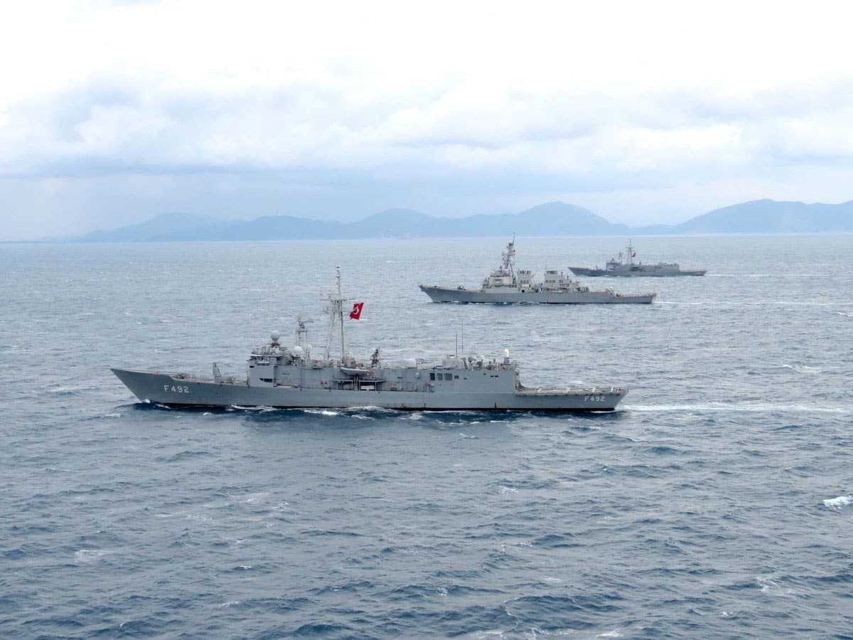Yunanistan'�n Sak�z Adas�'n� silahland�rma giri�imine kar�� T�rkiye'den NAVTEX hamlesi!