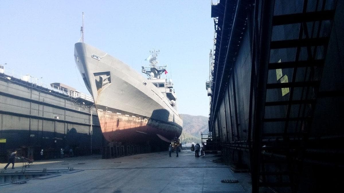 Beyrut'ta meydana gelen patlamada hasar gren Banglade sava gemisi Trkiye tarafndan onarld