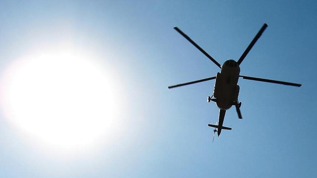Filipinler'de askeri helikopter dt! 4 l