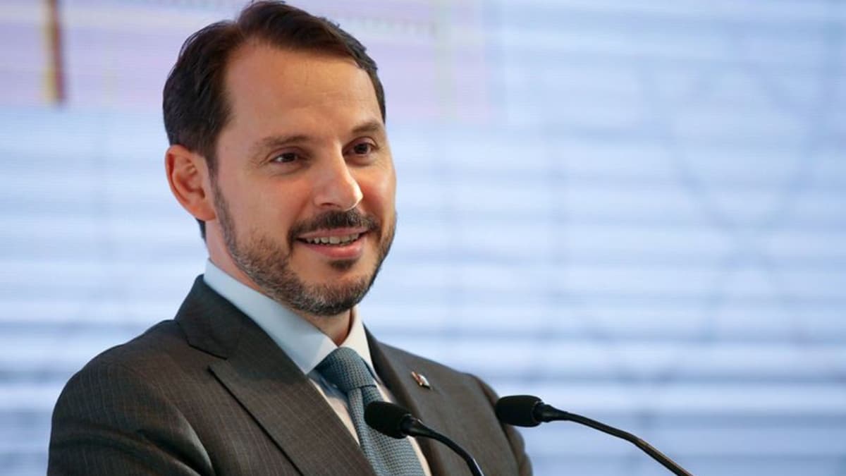 Hazine ve Maliye Bakan� Berat Albayrak duyurdu: Vatanda��m�z�n i�ini kolayla�t�rmaya devam ediyoruz
