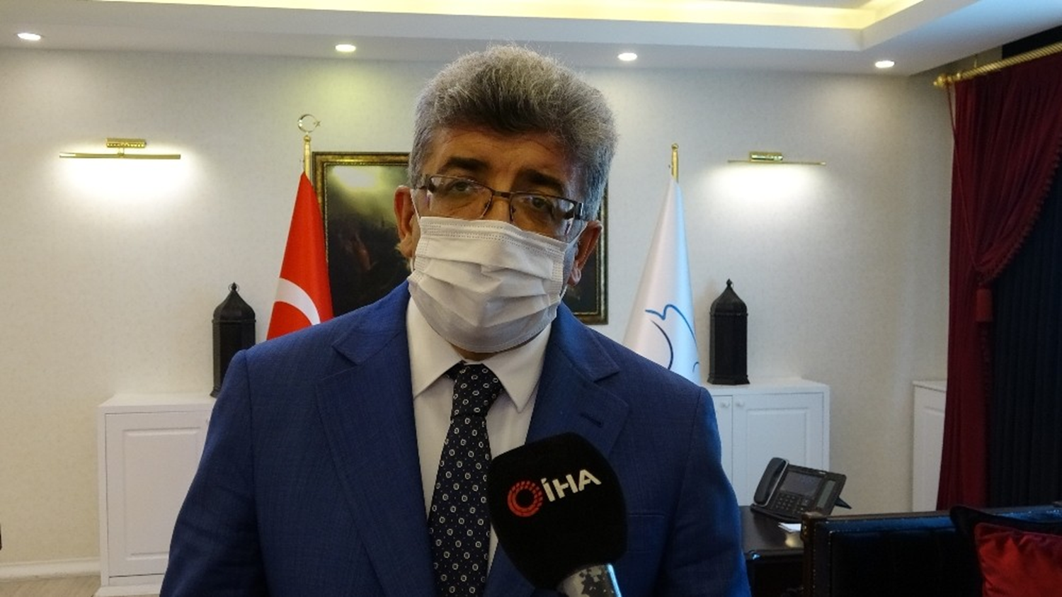 Ak�lalmaz olay! Elektrik kesintisini f�rsat bilen koronavir�s hastas� yurttan ka�t�