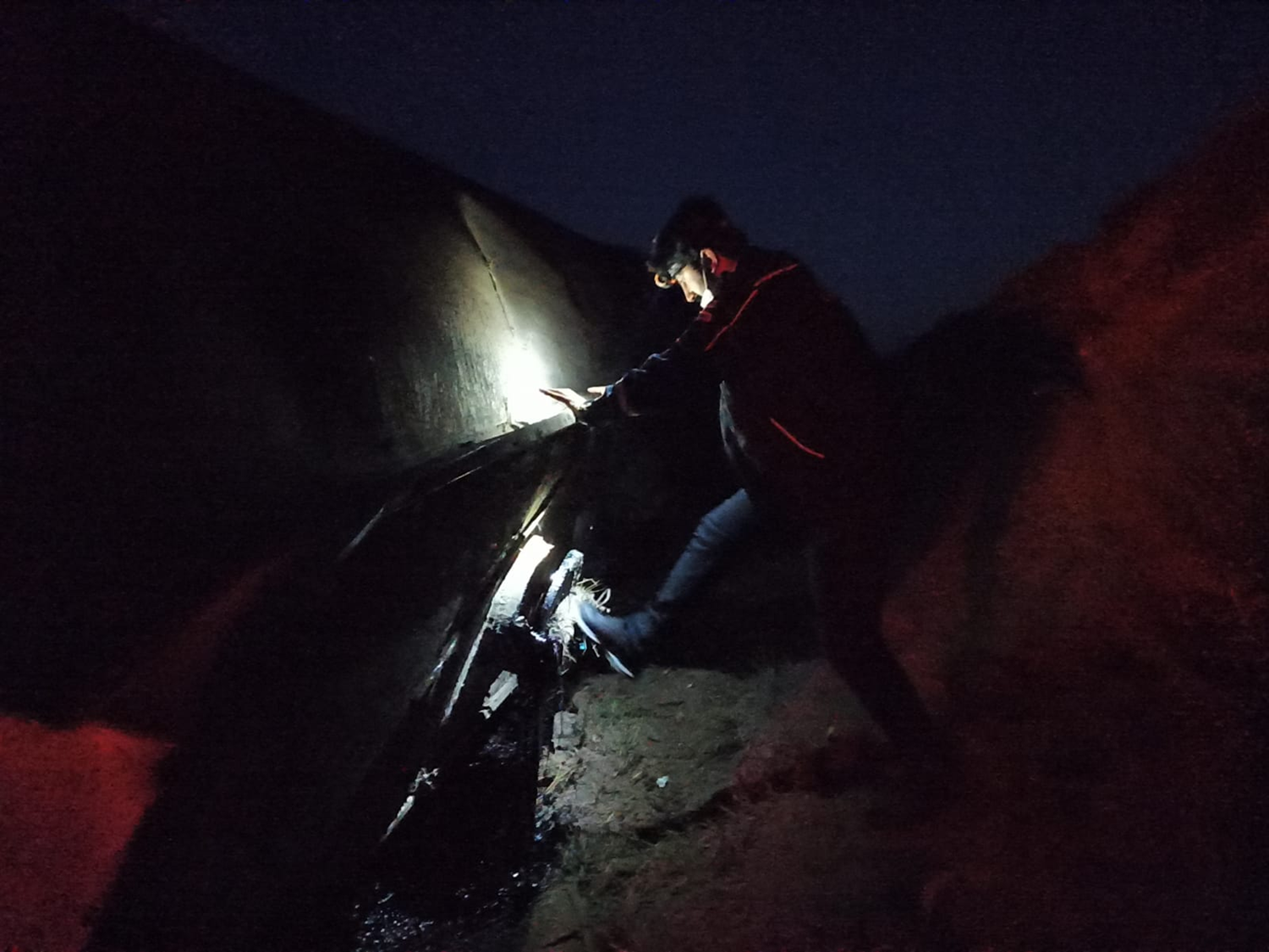 Yak�t ta��yan tanker ve ATV motoru devrildi