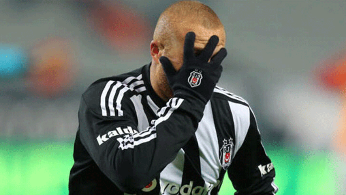 G�khan T�re resmen Be�ikta�'ta