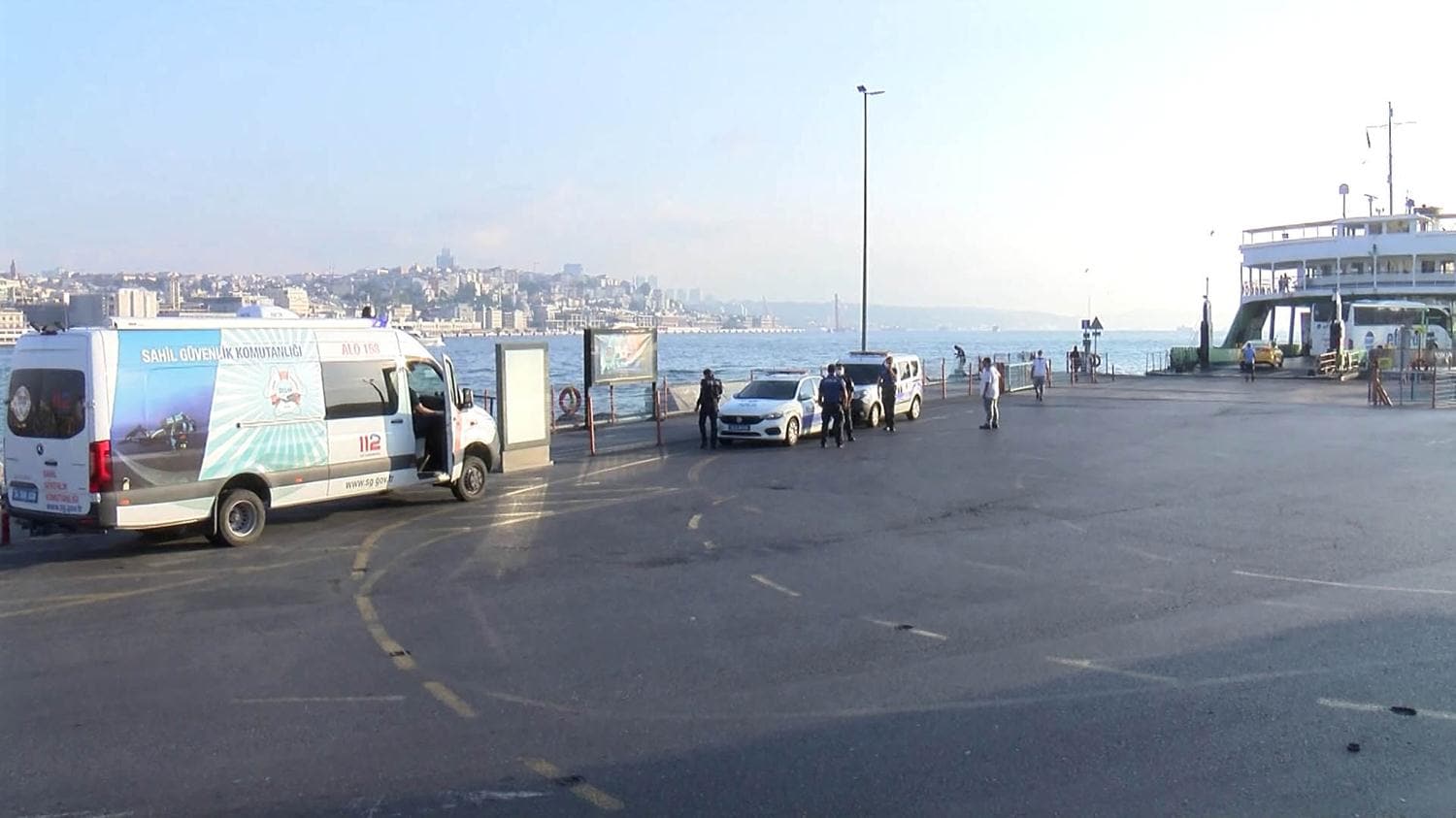 Emin�n� k�y�s�nda erkek cesedi bulundu