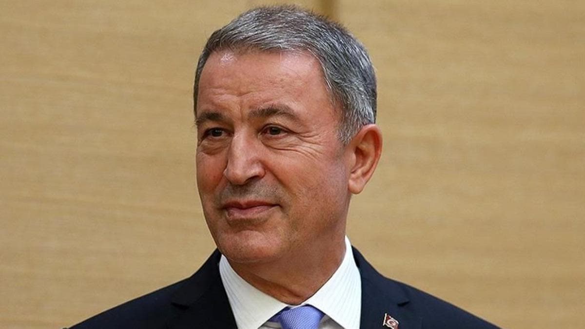 Milli Savunma Bakan Akar'n mutlu gn 