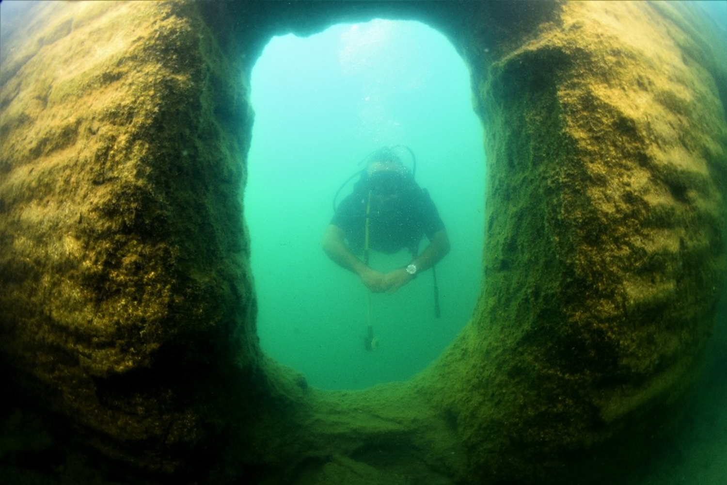 Do�unun gizli denizindeki 'Bat�k �ehir' depremden sonra ilk kez g�r�nt�lendi