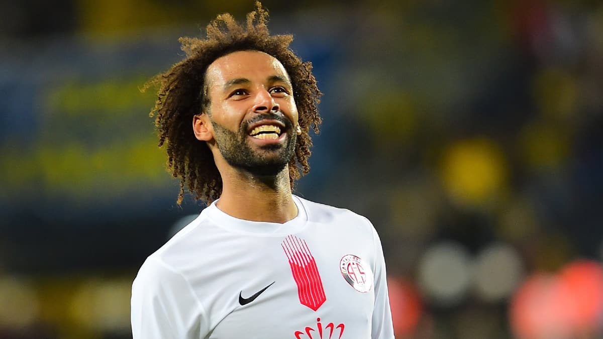 Naz�m Sangare transferinde Ali Ko� ile Ali �afak �zt�rk detay�