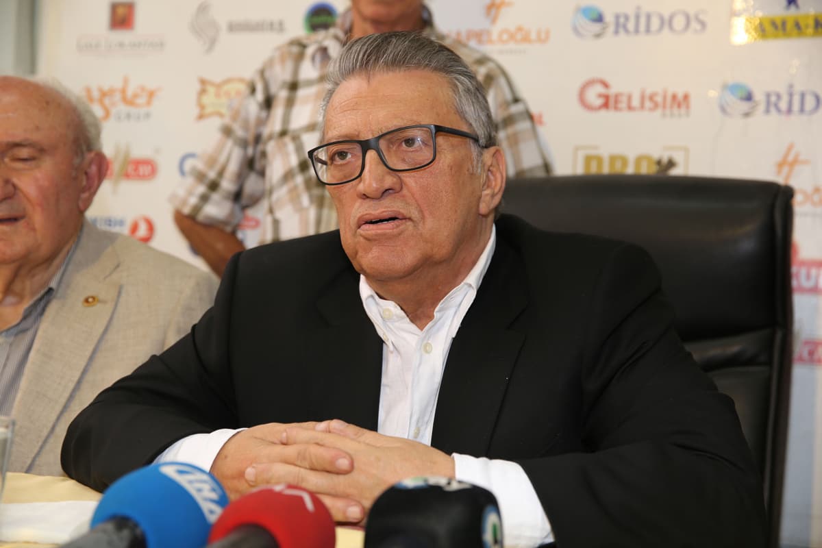 Eski Ba�bakan Mesut Y�lmaz'�n hayat�n� kaybetti�i iddias�na yalanlama