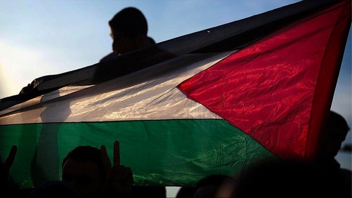 Katar ve Cezayir'in normalleme kart duruu Filistin tarafndan takdirle karland