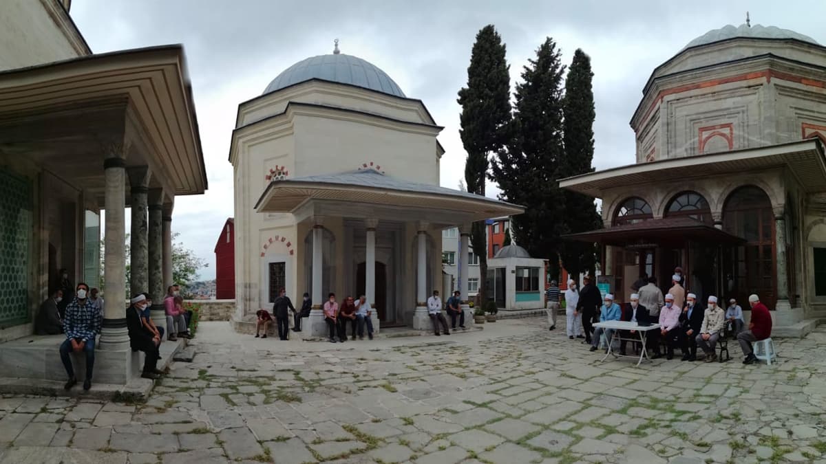 Manisa Vakf�, 500 hatim ile Yavuz Sultan Selim Han'� 500. vefat y�l�nda y�d etti