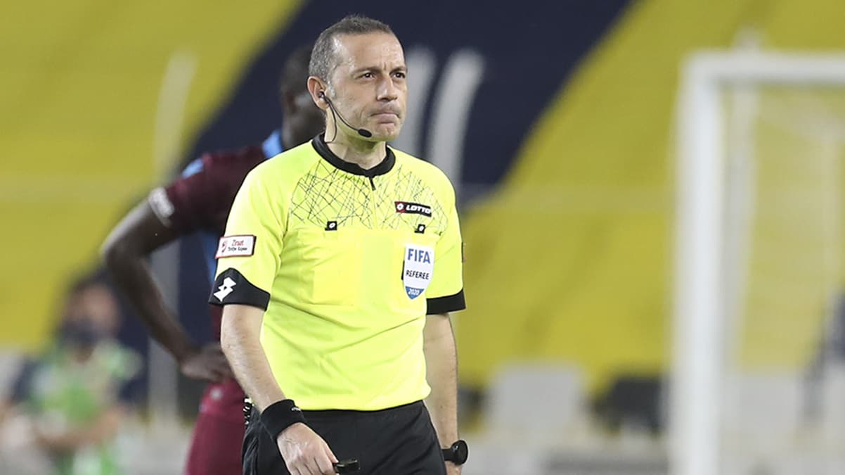 UEFA'dan C�neyt �ak�r'a g�rev