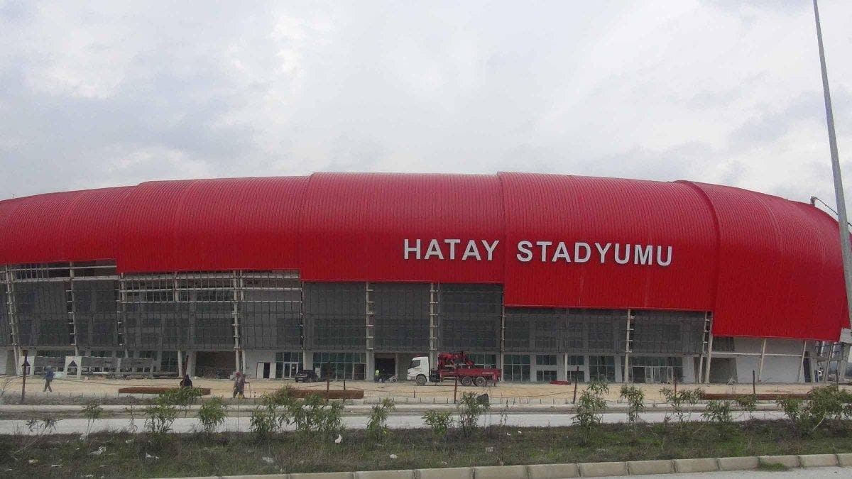 Hatayspor yeni stad�na kas�m ay�nda kavu�acak