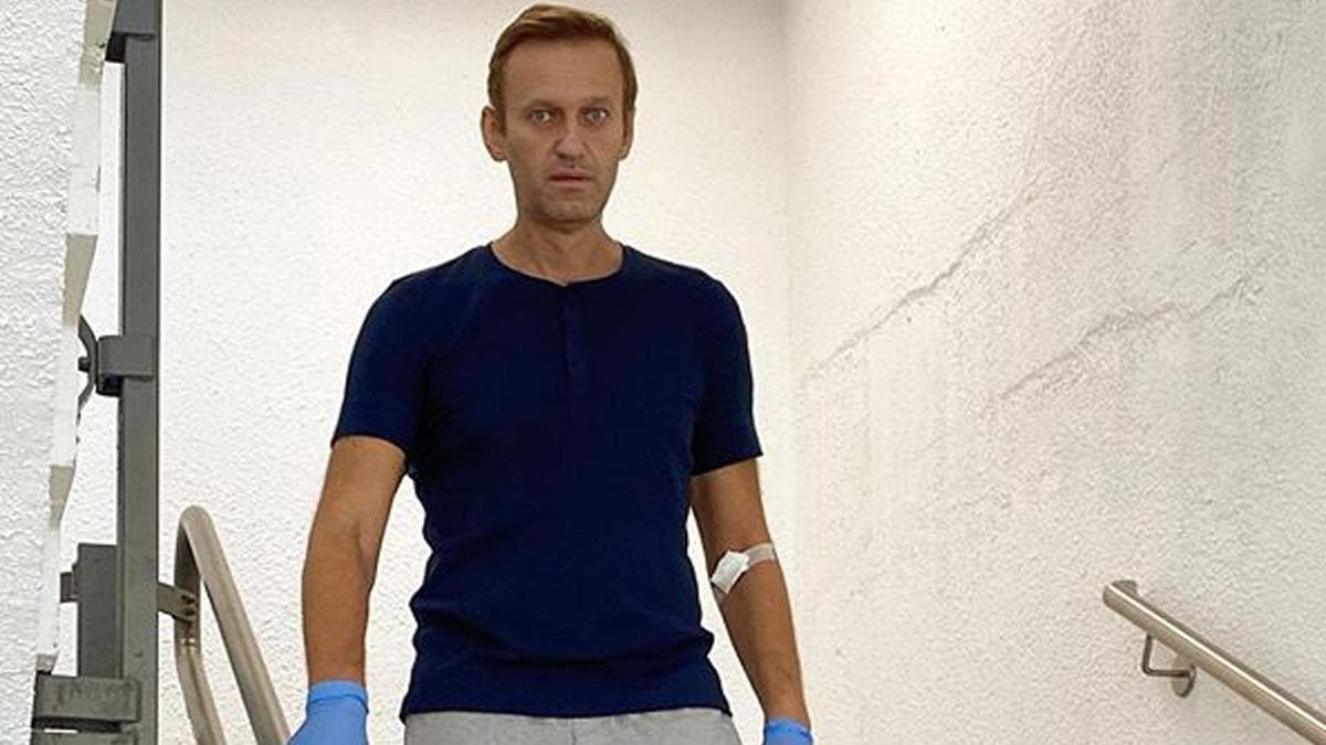 Zehirlenen Rus muhalif lideri Aleksey Navalni taburcu edildi