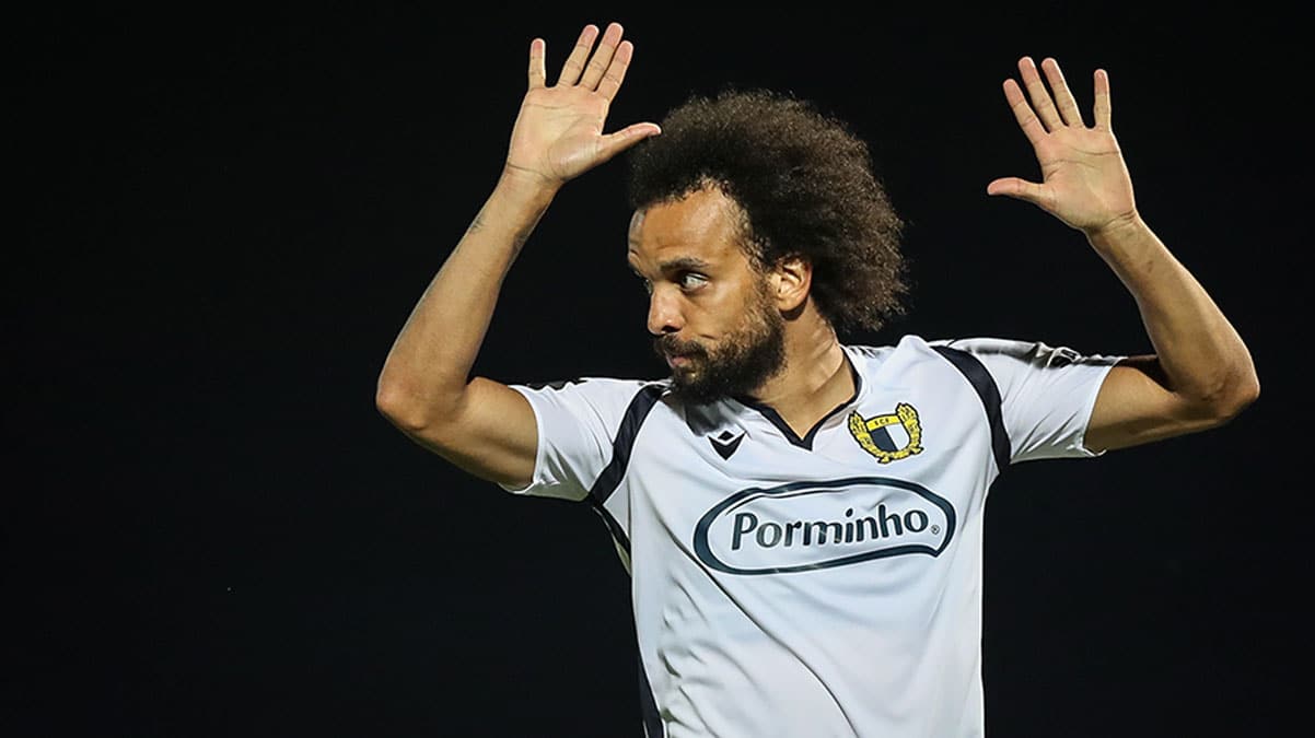 Martins'ten F.Bah�e payla��m�