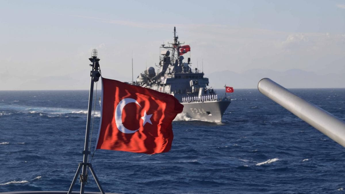 NATO raporunda Trkiye'ye vg: Trk Donanmas ihtiyatlyd