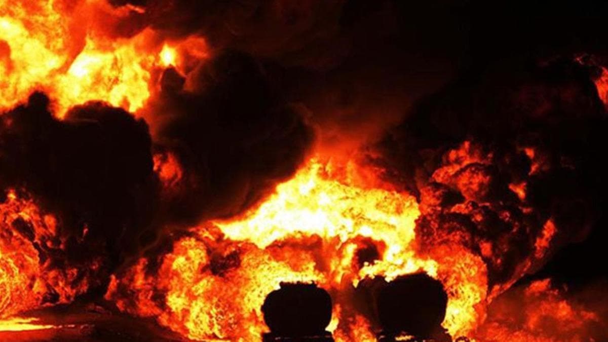 Nijerya'daki yakt tankeri patlamas... Yas ilan edildi