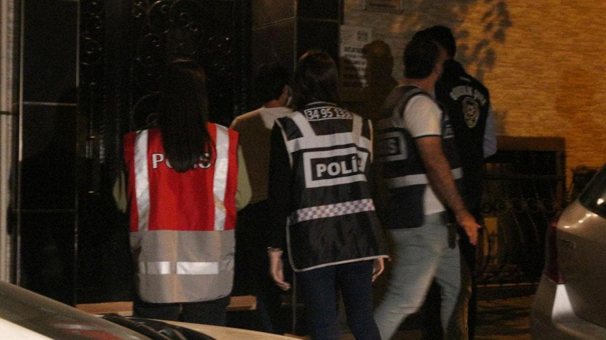 stanbul merkezli 26 ilde dev FET operasyonu