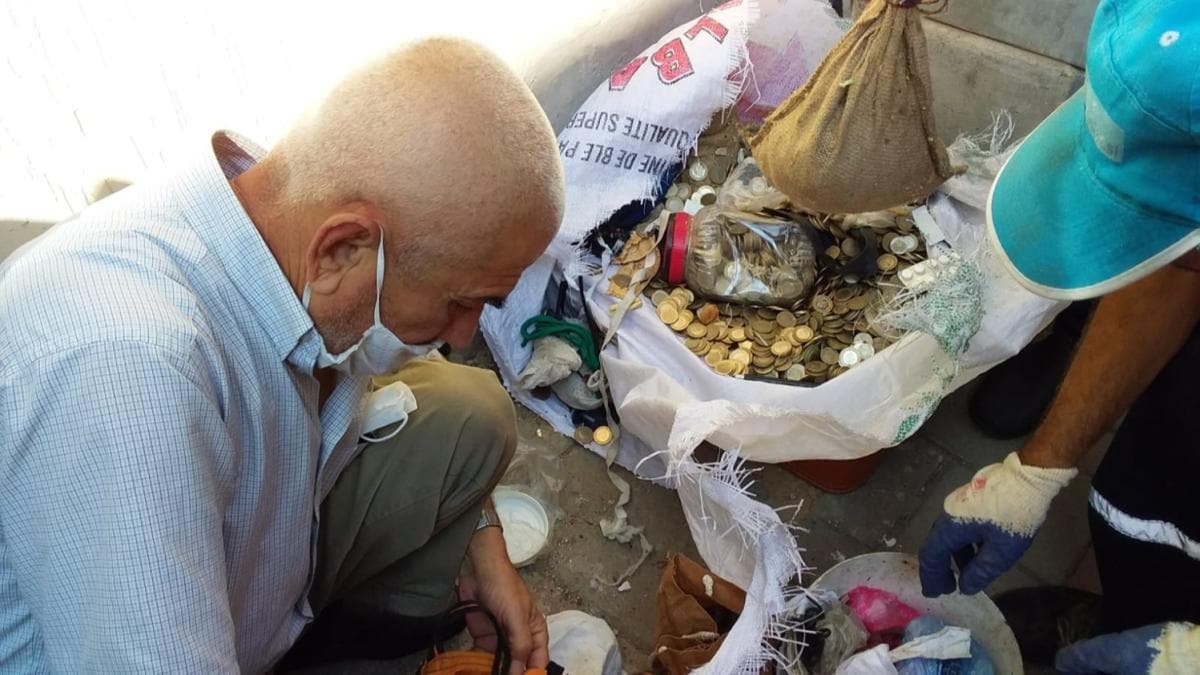 Komular ihbar etti... 2 kamyon pn kt evde 169 bin lira bulundu