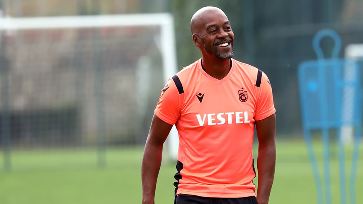 Eddie Newton: Tak�m ilk yar� �ok iyiydi