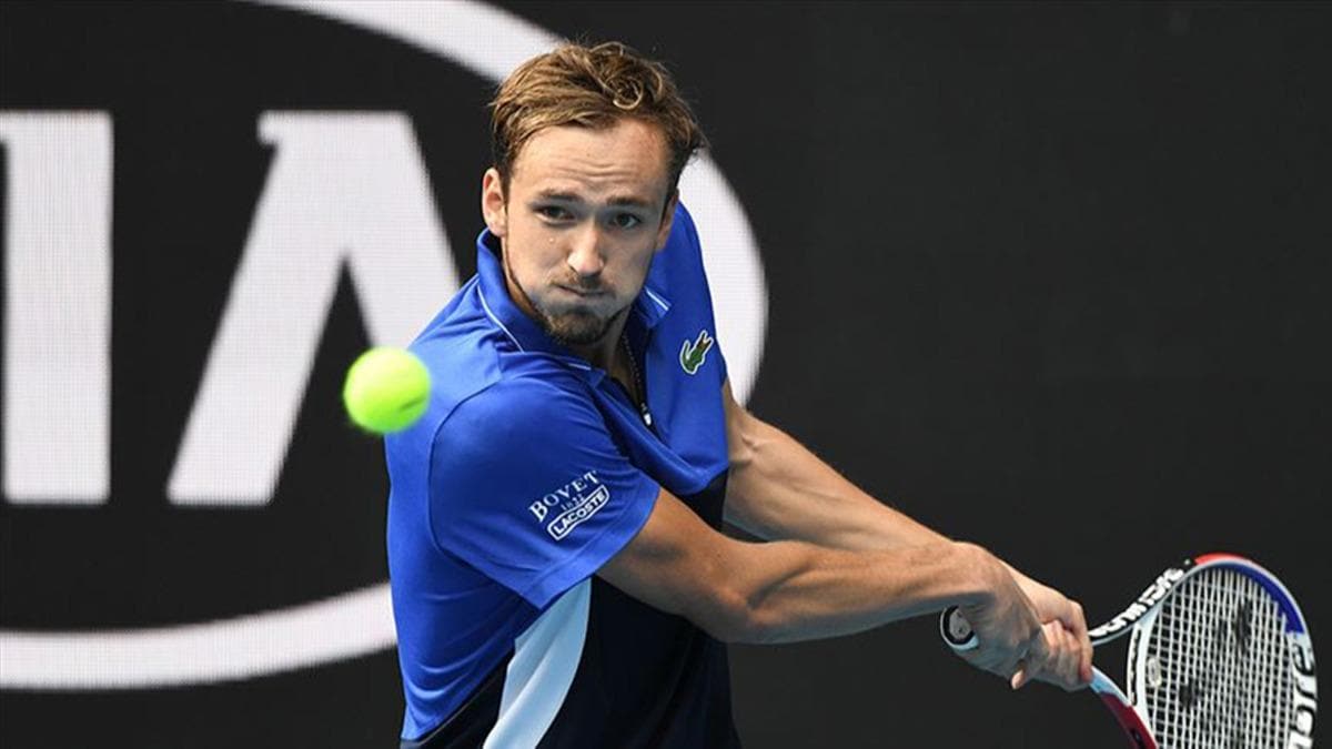 Medvedev, Roland Garros'ta ilk turda elendi