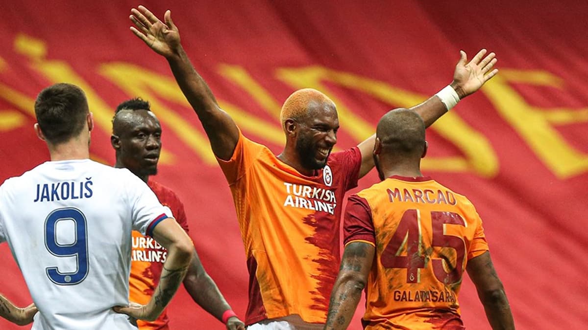 Ryan Babel: Gerrard'� �ok iyi tan�yorum