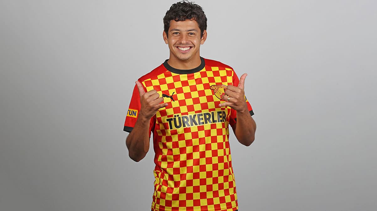 Guilherme Trabzonspor'dan ayr�ld�, G�ztepe'ye imza att�