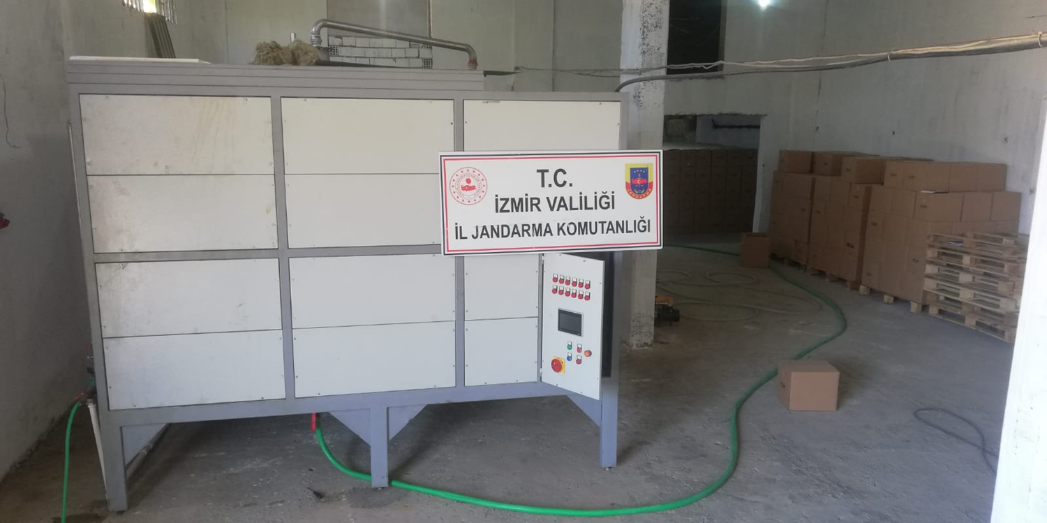 Polisin bask�n yapt��� depoda 11 bin litre etil alkol ele ge�irildi