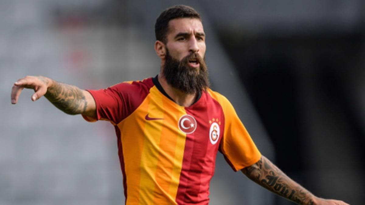 Galatasarayl futbolcu Jimmy Durmaz 1 yllna Fatih Karagmrk'te
