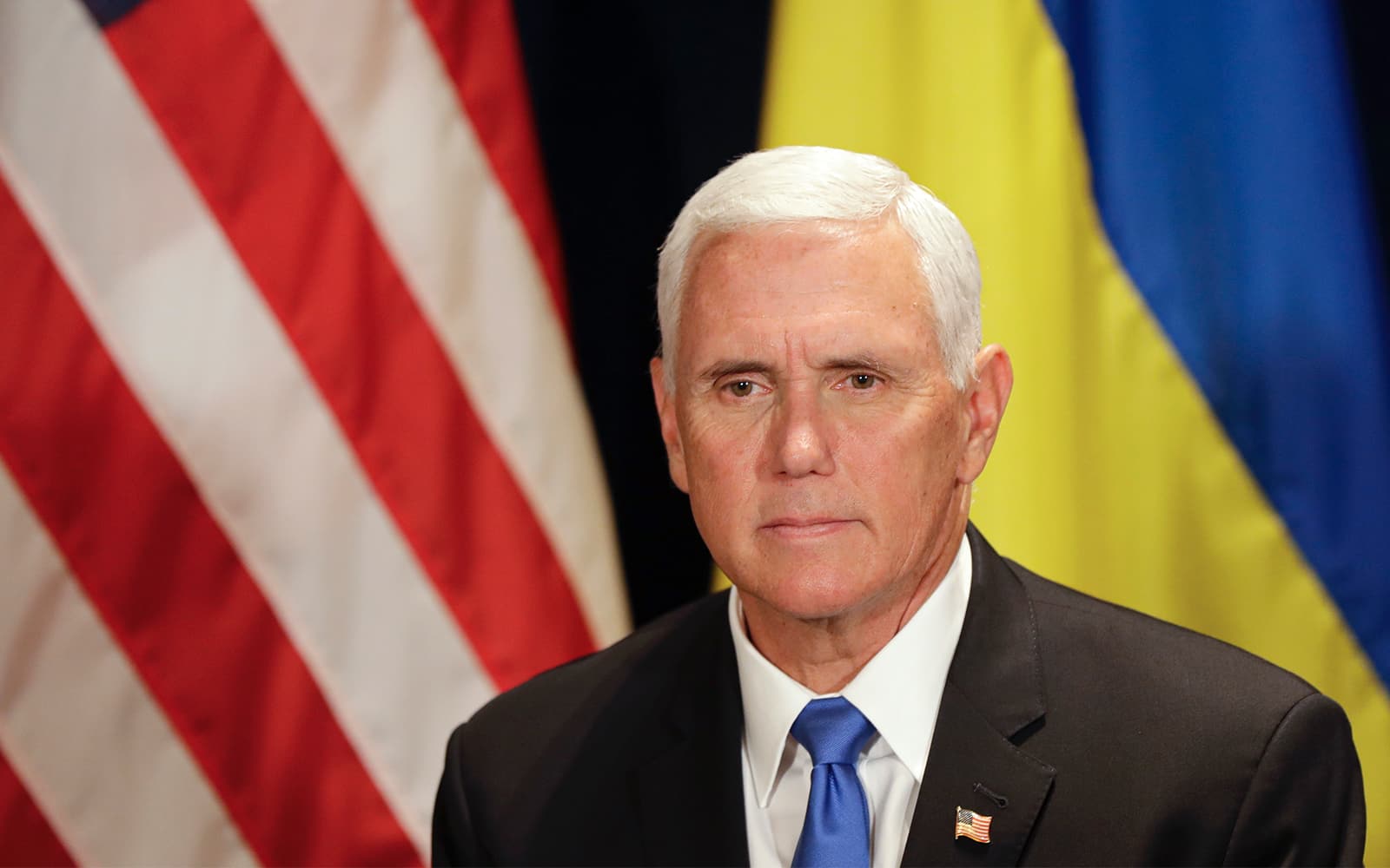 Pence'in koronavir�s test sonucu belli oldu