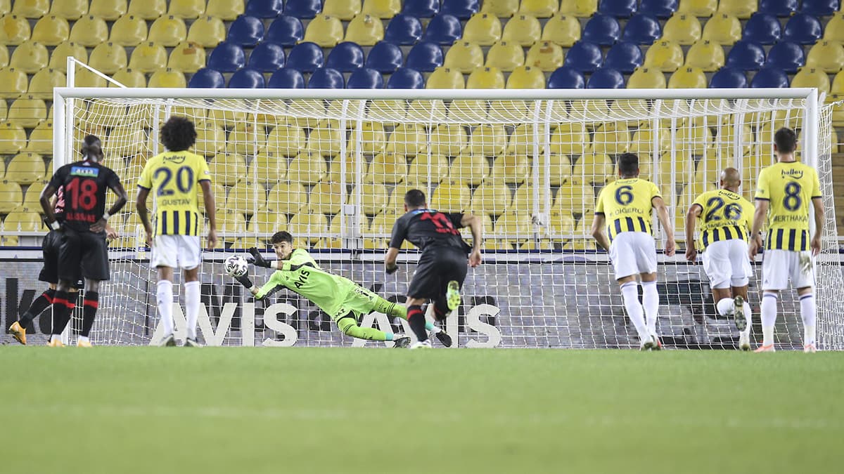 R.Dilmen: Penalt� tekrarlanmal�yd�