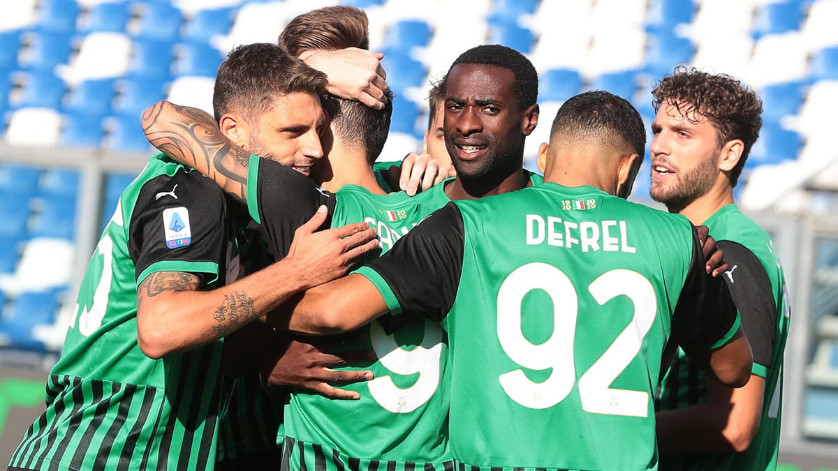 Mert M�ld�r ve Kaan Ayhan'l� Sassuolo, �talya'da liderlik koltu�una oturdu