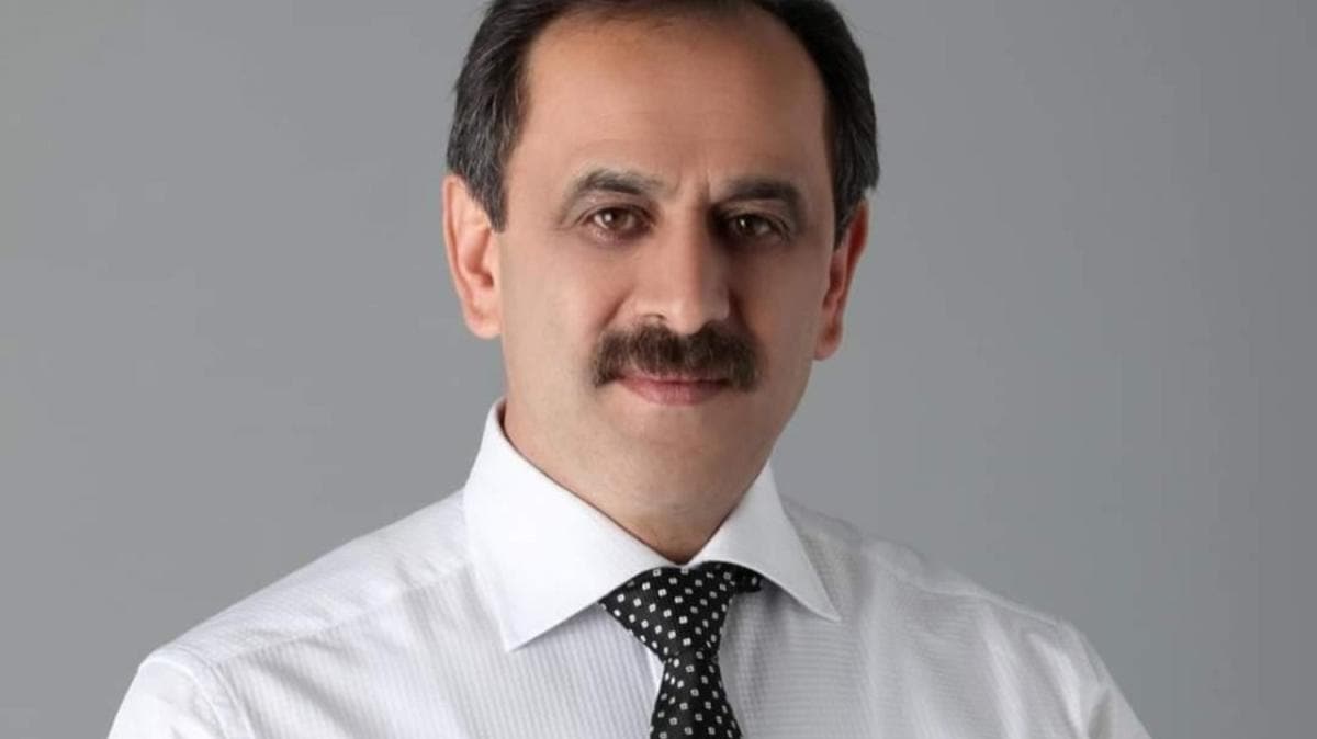 Sakarya Akyaz eski Belediye Bakan Yaar Yazc aracnda l bulundu
