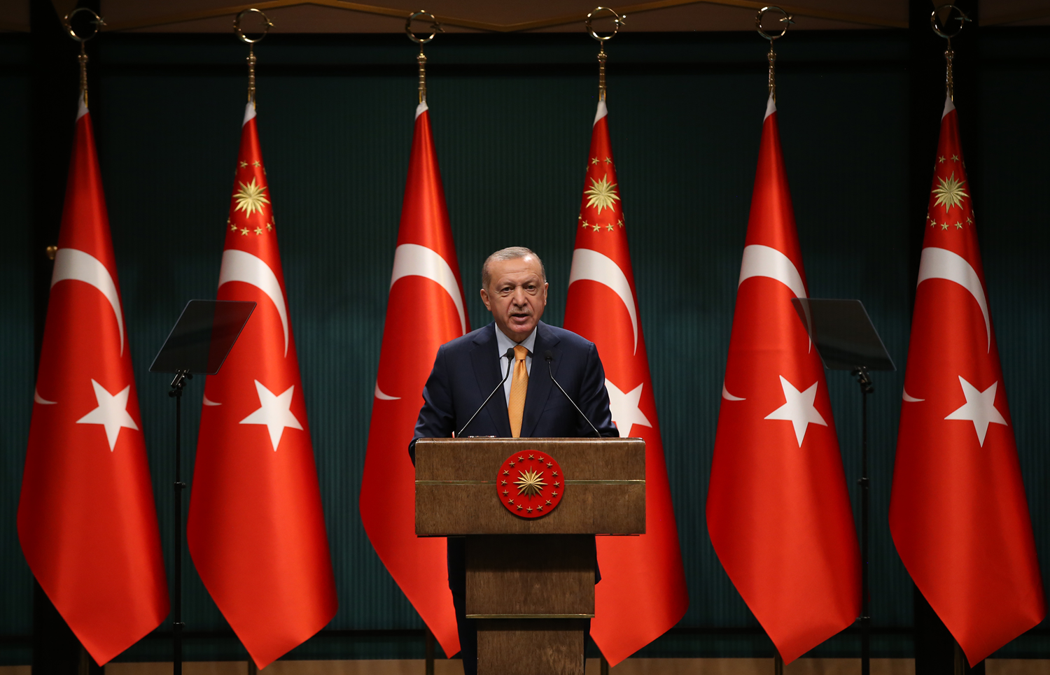 Cumhurba�kan� Erdo�an y�z y�ze e�itim g�recek s�n�flar� a��klad�!