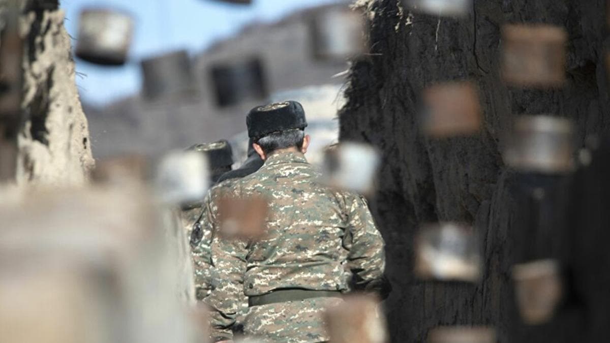 Azerbaycan Savunma Bakanl: Ermenistan cephedeki askerlerine ikmal yapamyor