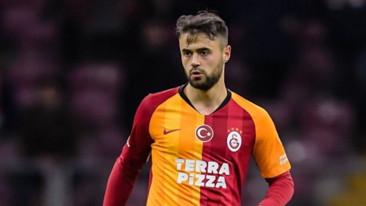 Galatasaray'dan Ahmet alk aklamas