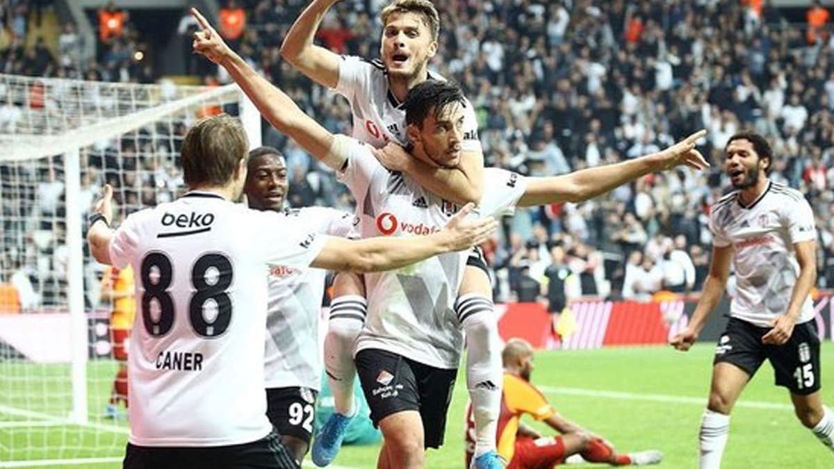 Umut Nayir'den Be�ikta�'a duygusal veda