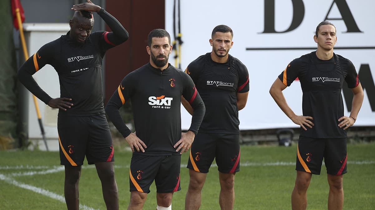 Galatasaray'dan sakatl�k a��klamas�: Etebo ve Taylan Antalyal�...