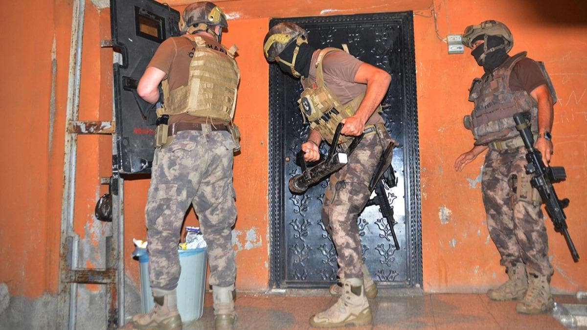 Hatay'da narkotik operasyonu: 20 bin 500 uyuturucu hap yakaland