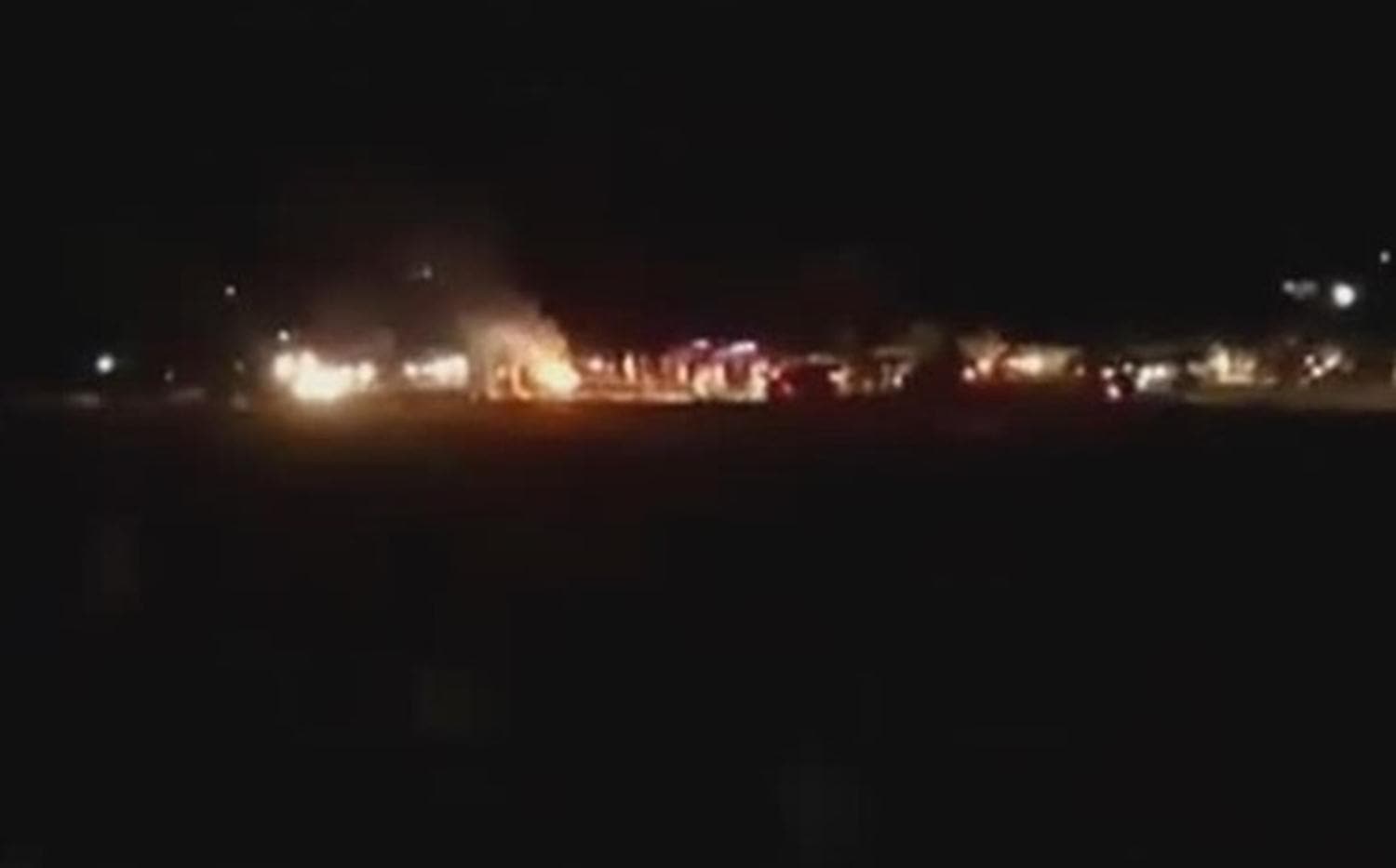 Afrin'de PKK/YPG'li ter�ristler bombal� ara�la sald�rd�: 4 yaral�