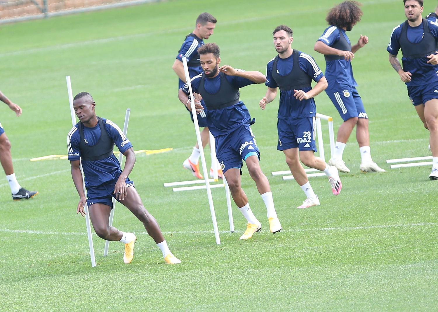 Fenerbah�e, �stanbulspor ile ma� yapacak