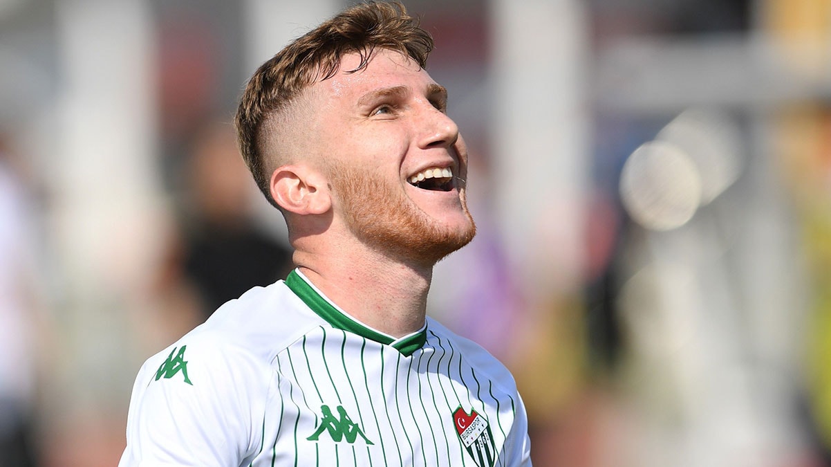 Bursaspor'da Burak Kapacak f�rt�nas�