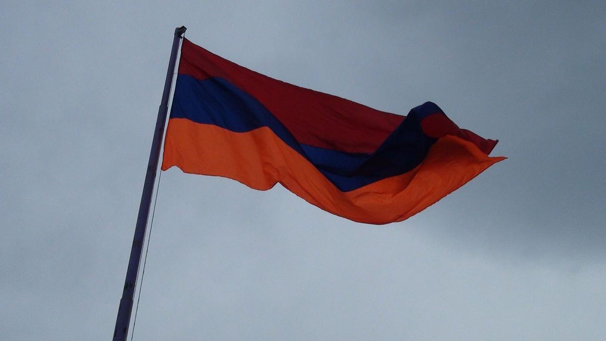 Ermenistan Ulusal Gvenlik Servisi Bakan Argiti Kryamyan grevden alnd